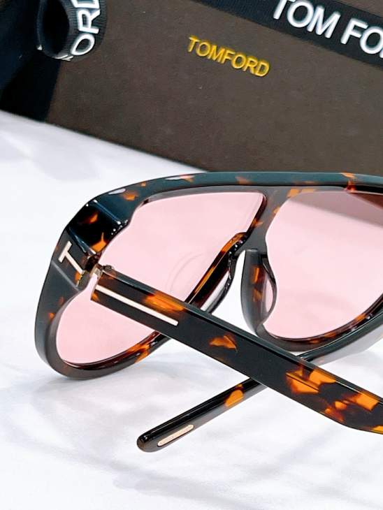 Picture of Tom Ford Sunglasses _SKUfw80537849fw